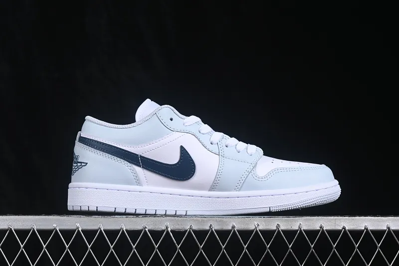 All categories Air Jordan Jordan series basketball shoes Air Jordan 1 Low G version pure original Air Jordan 1 Low AJ1 Joe 1 white gray blue hook low-top retro culture basketball shoes 553558-400